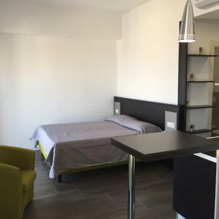 Residenza Garibaldi Apartment Naples