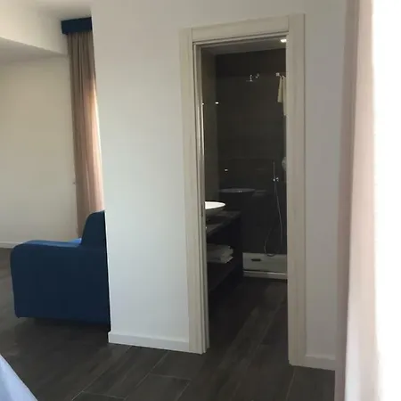 Residenza Garibaldi Apartment Naples