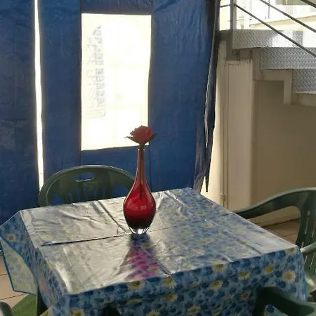 Alexander's House * Naples