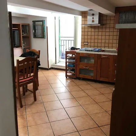 Barrios 9