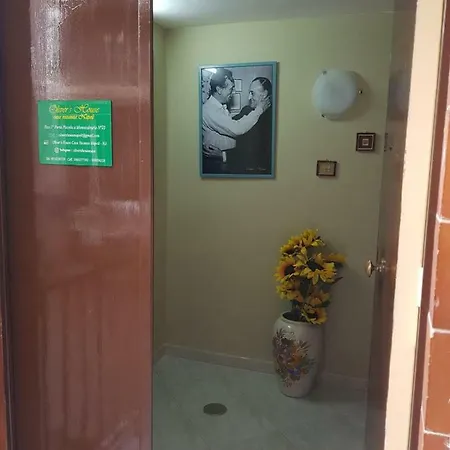 Oliver's House Guest house *