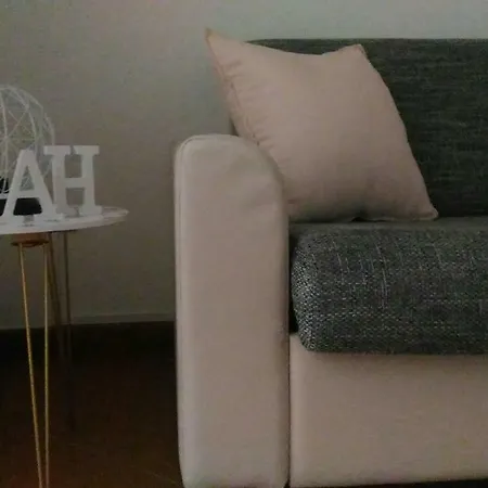 Apartment Anna In Chiaia