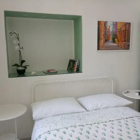 Apartment Magic Green *