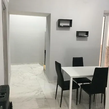 Casa Toto' Апартаменты *