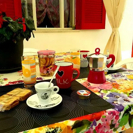 Apartment Garden House Airport Naples