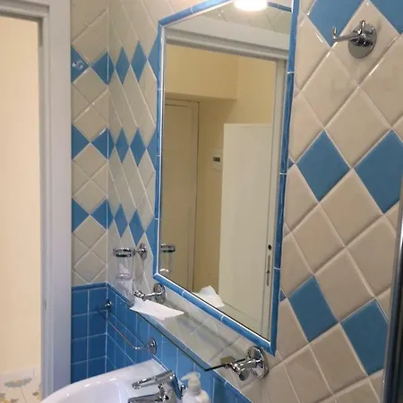 Hotel Oasi Naples