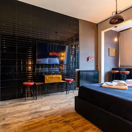 La Perla Nera Suites&happiness