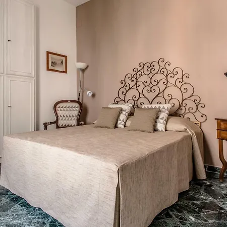 Apartment La Casa Di Eugenio Naples