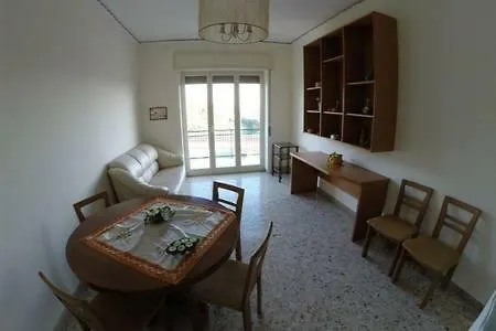 Casa Vivi' - Airport And City Appartement *