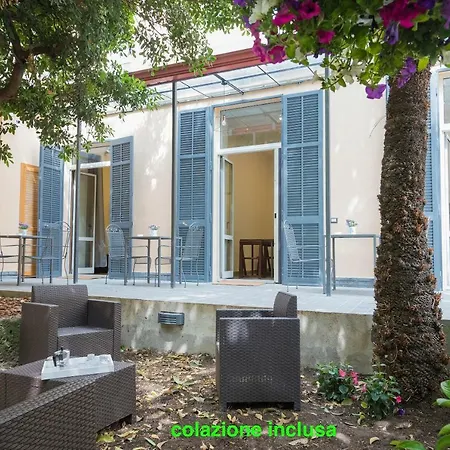 La Casa Di Flora *