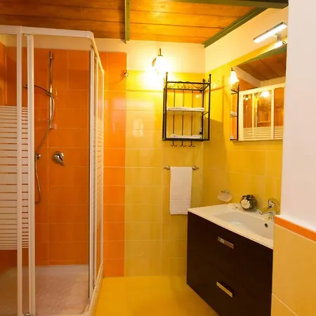 La Fontana Di Rua Catalana Apartment *