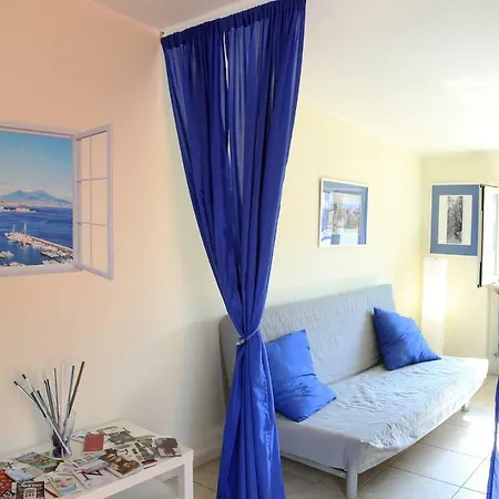 Momento Napoletano Apartment *