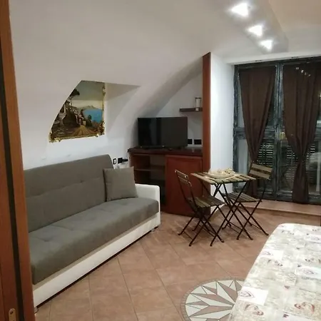 In Love: Balconcino Spaccanapoli *