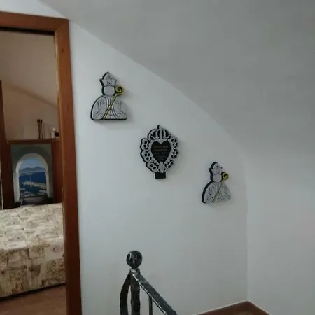 Apartment In Love: Balconcino Spaccanapoli