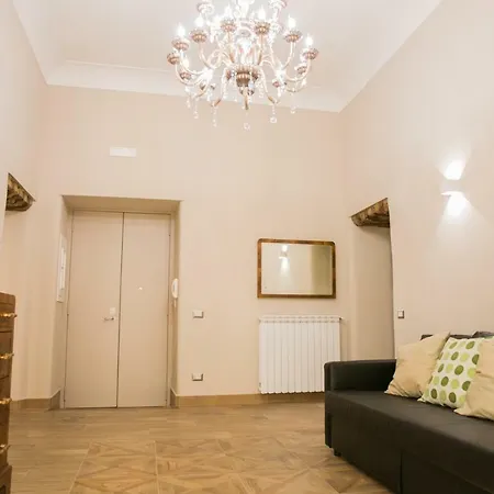 Casa Cairoli *