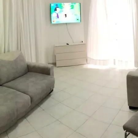Apartment Rita & Pina's Central Naples