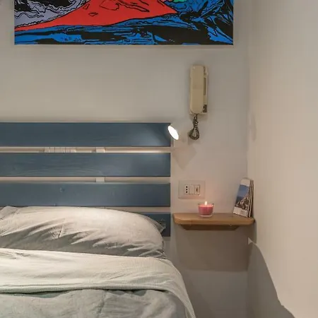 Holiday home Donnare Casavacanza - Historic Center Of Naples