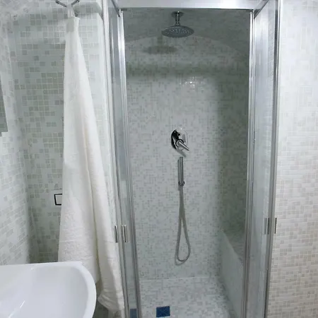 Donnalbina 4 Apartment Naples
