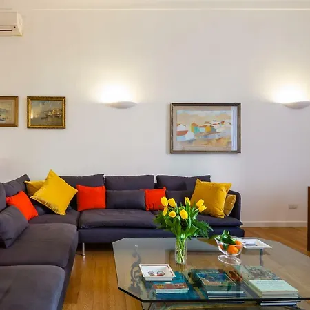 Alma De Partenope - Relais De Charme By The Sea Apartment
