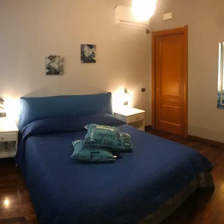 Casa Via Dei Fiorentini Naples