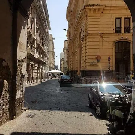 Amendola * Naples