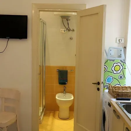 Spacious Panoramic - Half Way Center-vomero District * Naples