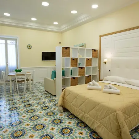 Appartamento La Corte Dei Borboni By Dimorra Napoli