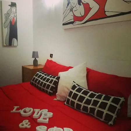 Holiday home Luciana's Centrality And