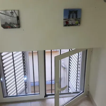 La Mansardina Apartment *