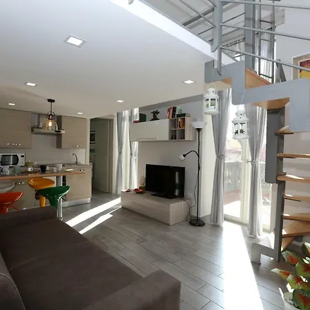 Rosa Apartment Naples