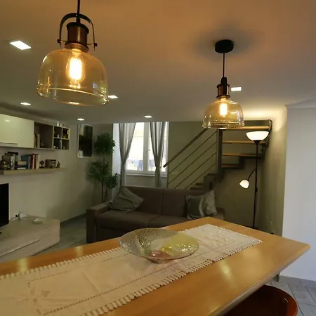 Rosa Apartment