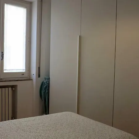 Spacious Panoramic - Half Way Center-vomero District Naples