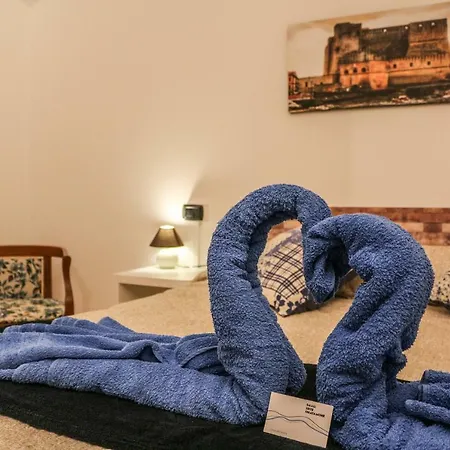 Small Chiatamone Holiday home Naples