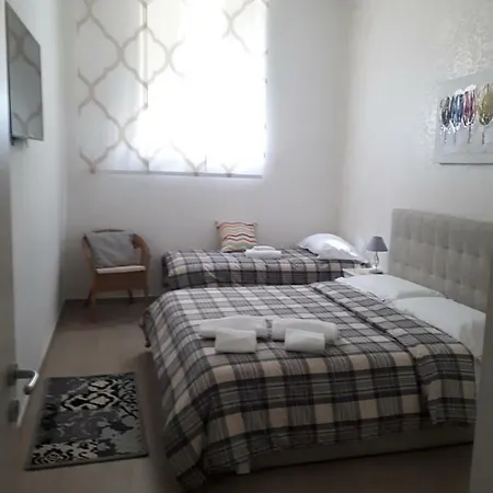 Apartamento Garibaldi House Nápoles