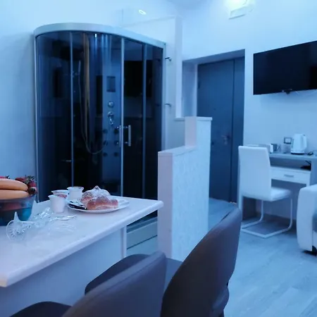 Luxury Holidays *