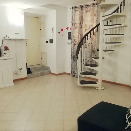 Holiday home Luciana's Centrality And Naples