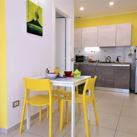 Caponapoli 8 Holiday home Naples