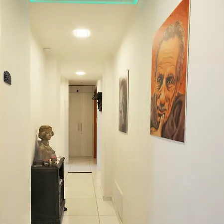 Casa Sassolini * Naples