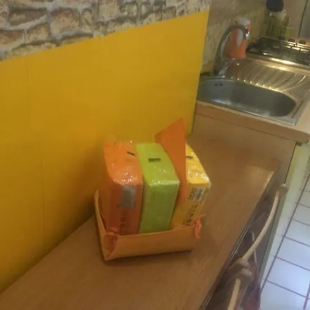 Apartment Napolix Centro, Intero Appartamentino, Casa Vacanze, Tricamere Nel Cuore Di