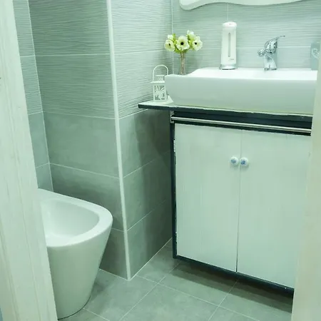 Apartment Little House Naples