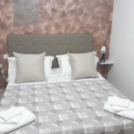 Regina House Napoli