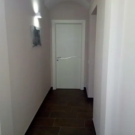 Gradoni Di Chiaia Twenty Three Bed & Breakfast Naples