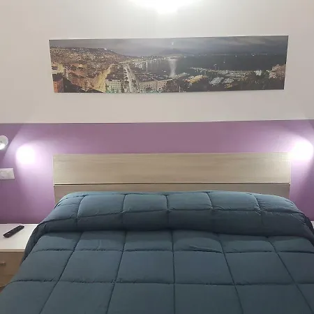 Gradoni Di Chiaia Twenty Three Bed & Breakfast Naples