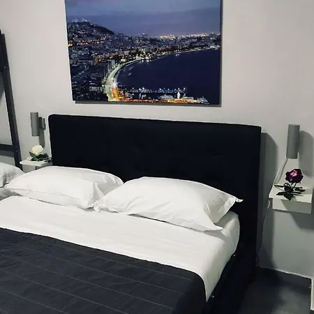 Central * Napoli