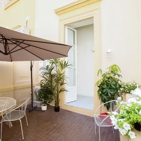 Regina Elena Bed & Breakfast