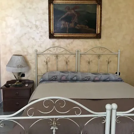 Casa Donnaregina Napoli