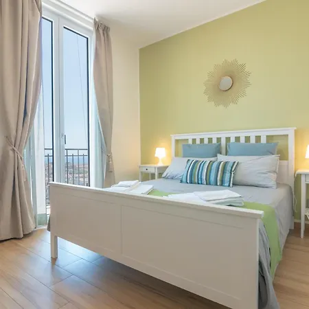 Santa Caterina 3* Naples