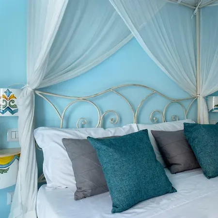 Regina Elena Bed & Breakfast 2*