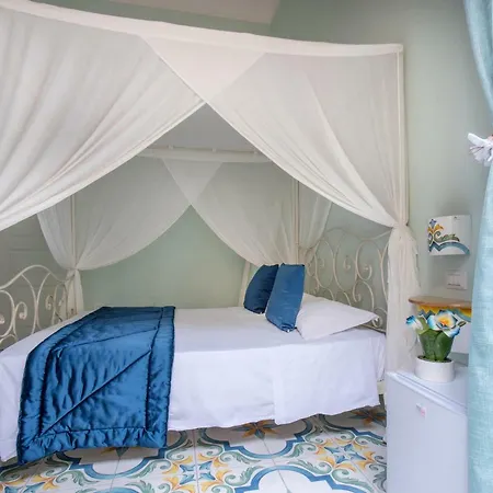 Regina Elena Bed & Breakfast Naples