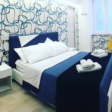 Starita Bed & Pizza 2*